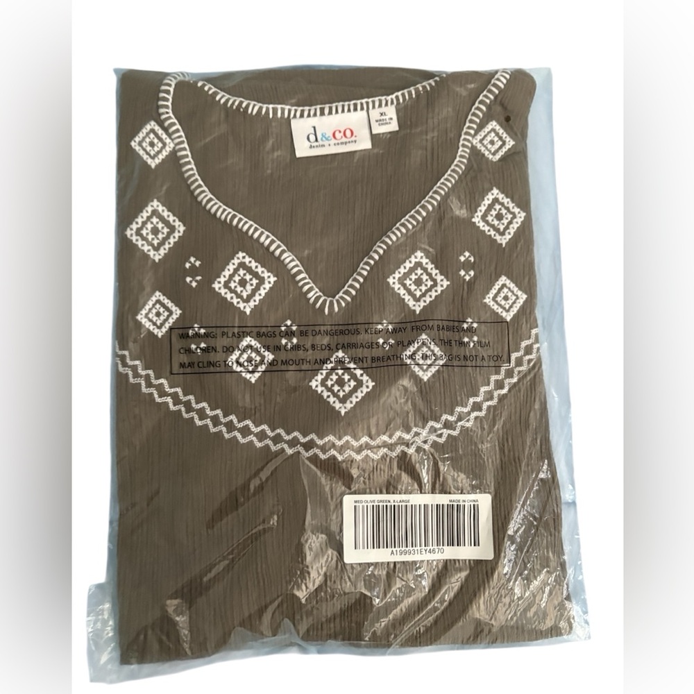NIP 100% Cotton Embroidered Women's Top - Picture 4 of 4